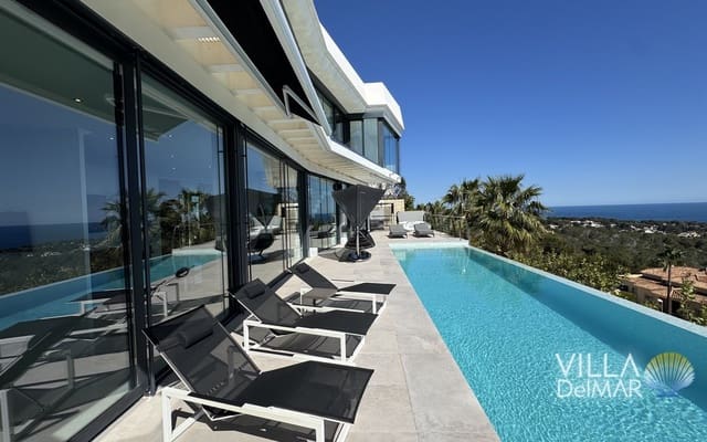 4 soveværelse Villa til salg i Calpe / Calp med swimmingpool - € 3.995.000 (Ref: 9686186)