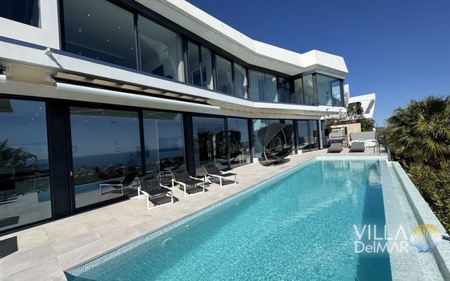 4 soveværelse Villa til salg i Calpe / Calp med swimmingpool - € 3.995.000 (Ref: 9686186)