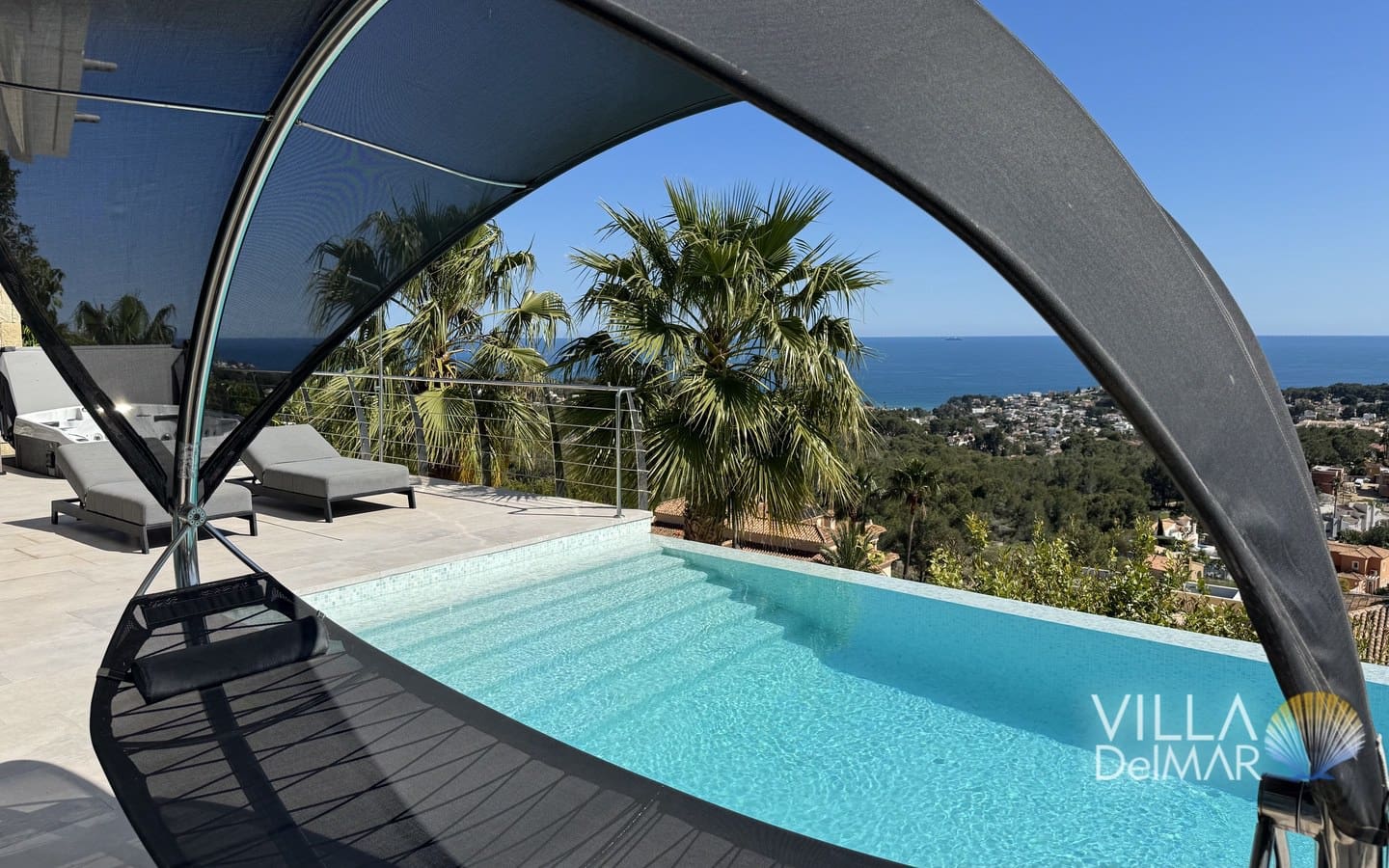 4 soveværelse Villa til salg i Calpe / Calp med swimmingpool - € 3.995.000 (Ref: 9686186)