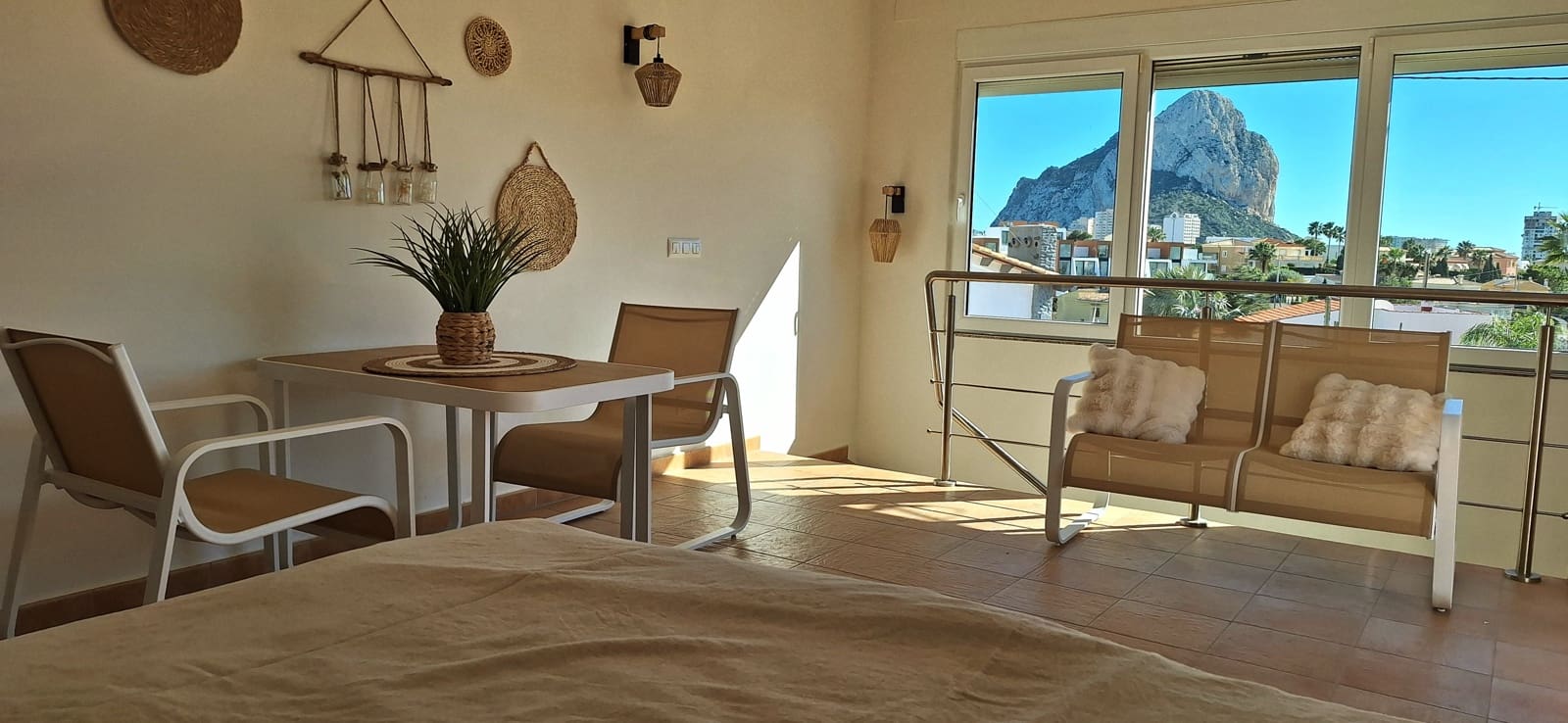 5 bedroom Villa for holiday rental in Calpe / Calp with pool garage - € 1,729 (Ref: 9761613)