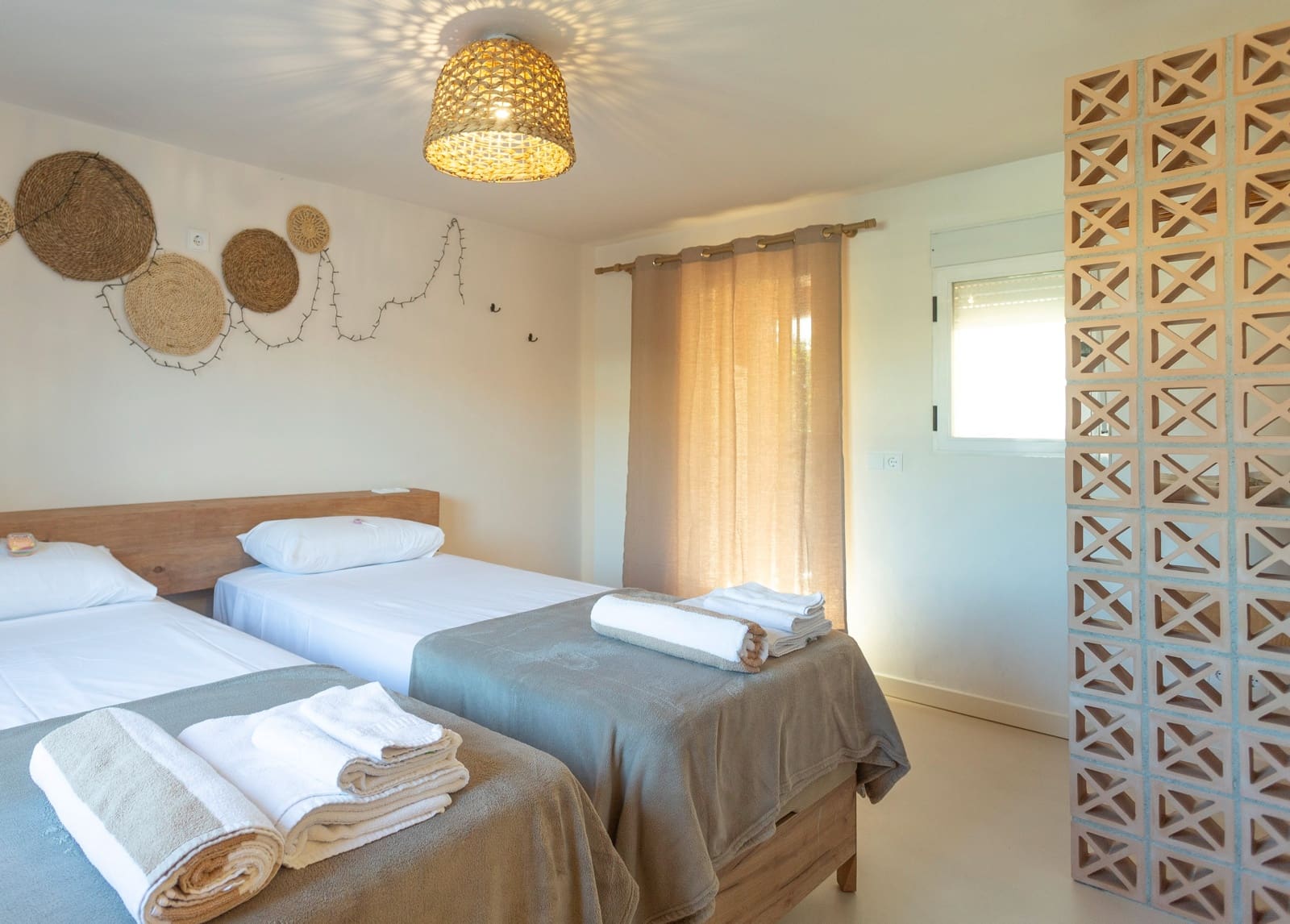 5 bedroom Villa for holiday rental in Calpe / Calp with pool garage - € 1,729 (Ref: 9761613)