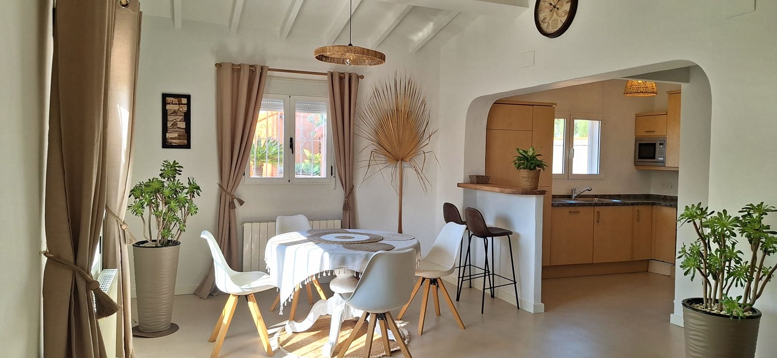 4 bedroom Villa for holiday rental in Calpe / Calp with pool garage - € 1,456 (Ref: 9761618)