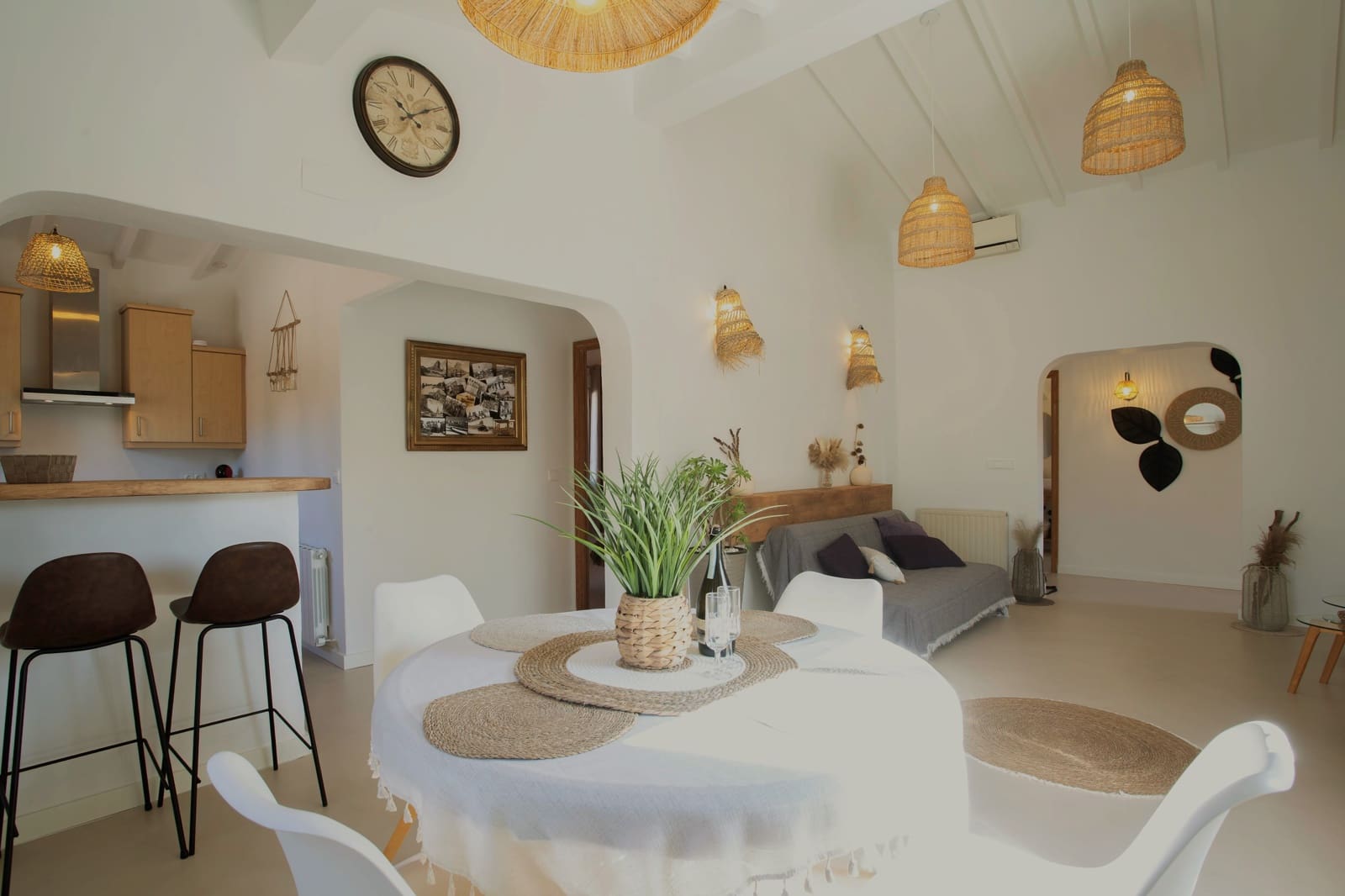 4 bedroom Villa for holiday rental in Calpe / Calp with pool garage - € 1,456 (Ref: 9761618)