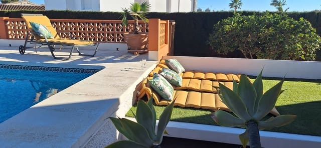 Chalet de 4 habitaciones en Cometa - Carrió, Calpe / Calp en alquiler vacacional con piscina garaje - 1.456 € (Ref: 9761618)