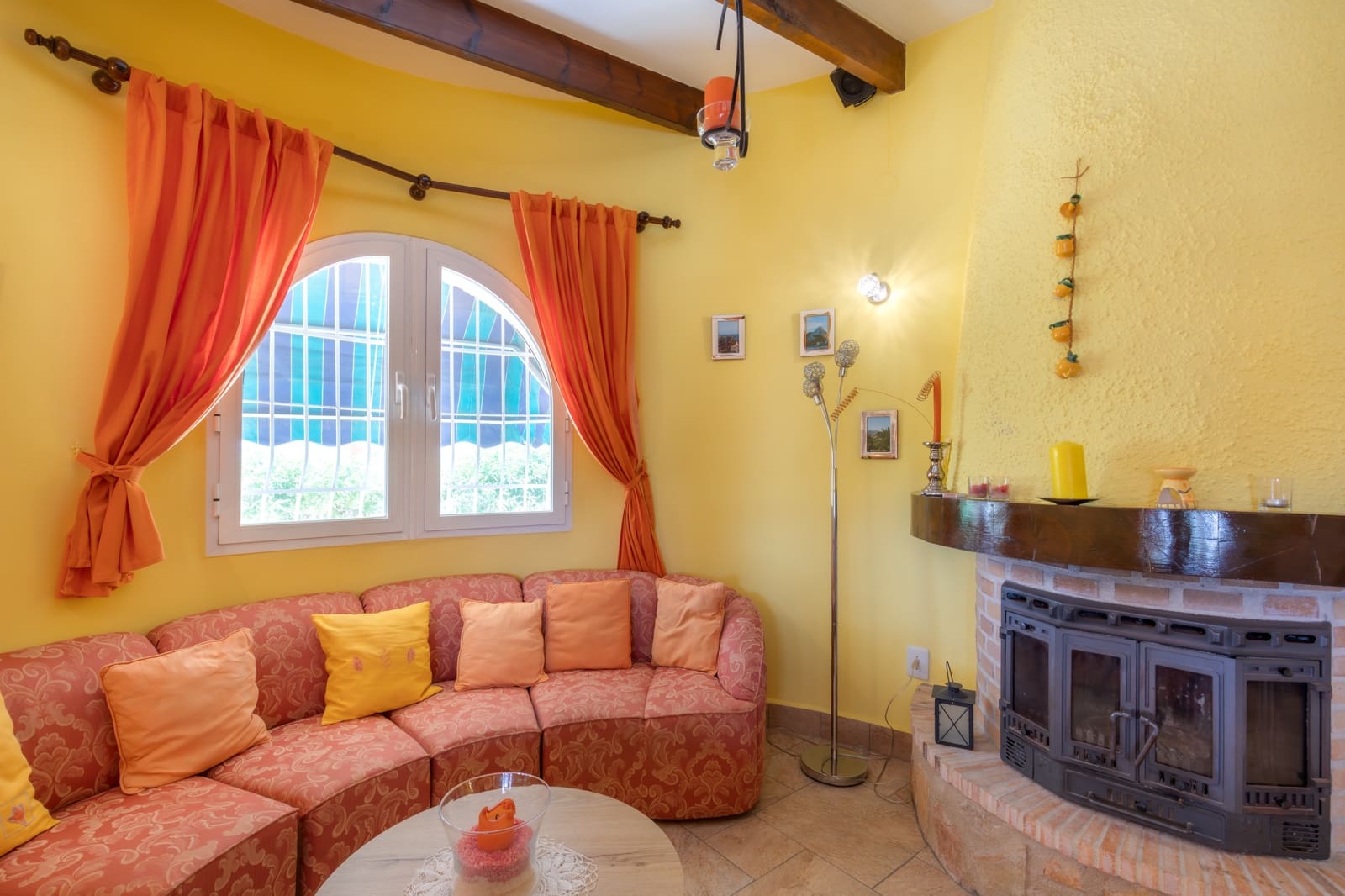 3 bedroom Villa for holiday rental in Calpe / Calp with pool garage - € 1,330 (Ref: 9826187)
