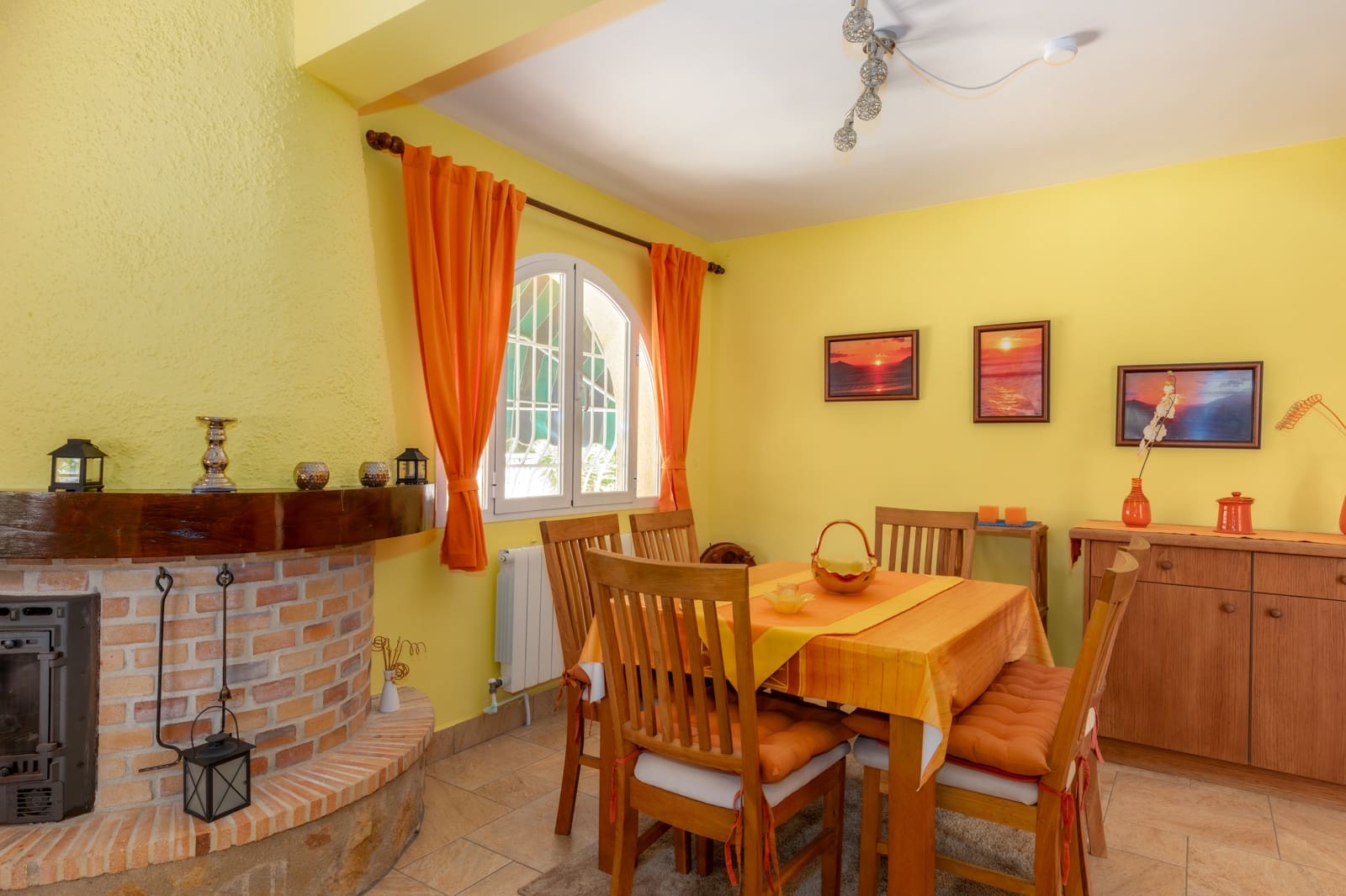 3 bedroom Villa for holiday rental in Calpe / Calp with pool garage - € 1,330 (Ref: 9826187)