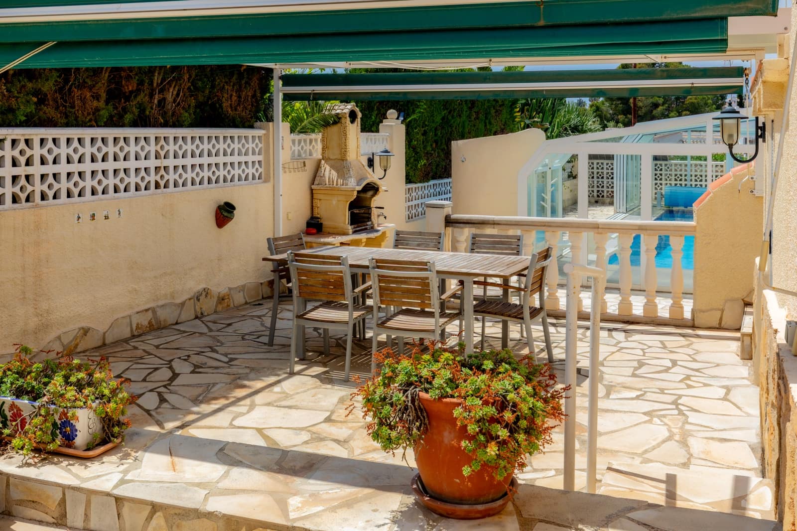 3 bedroom Villa for holiday rental in Calpe / Calp with pool garage - € 1,330 (Ref: 9826187)
