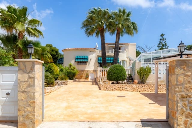   3 soveværelse   ferieVilla i Cometa - Carrió, Calpe / Calp med   swimmingpool  garage  - € 1.330 (Ref: 9826187)