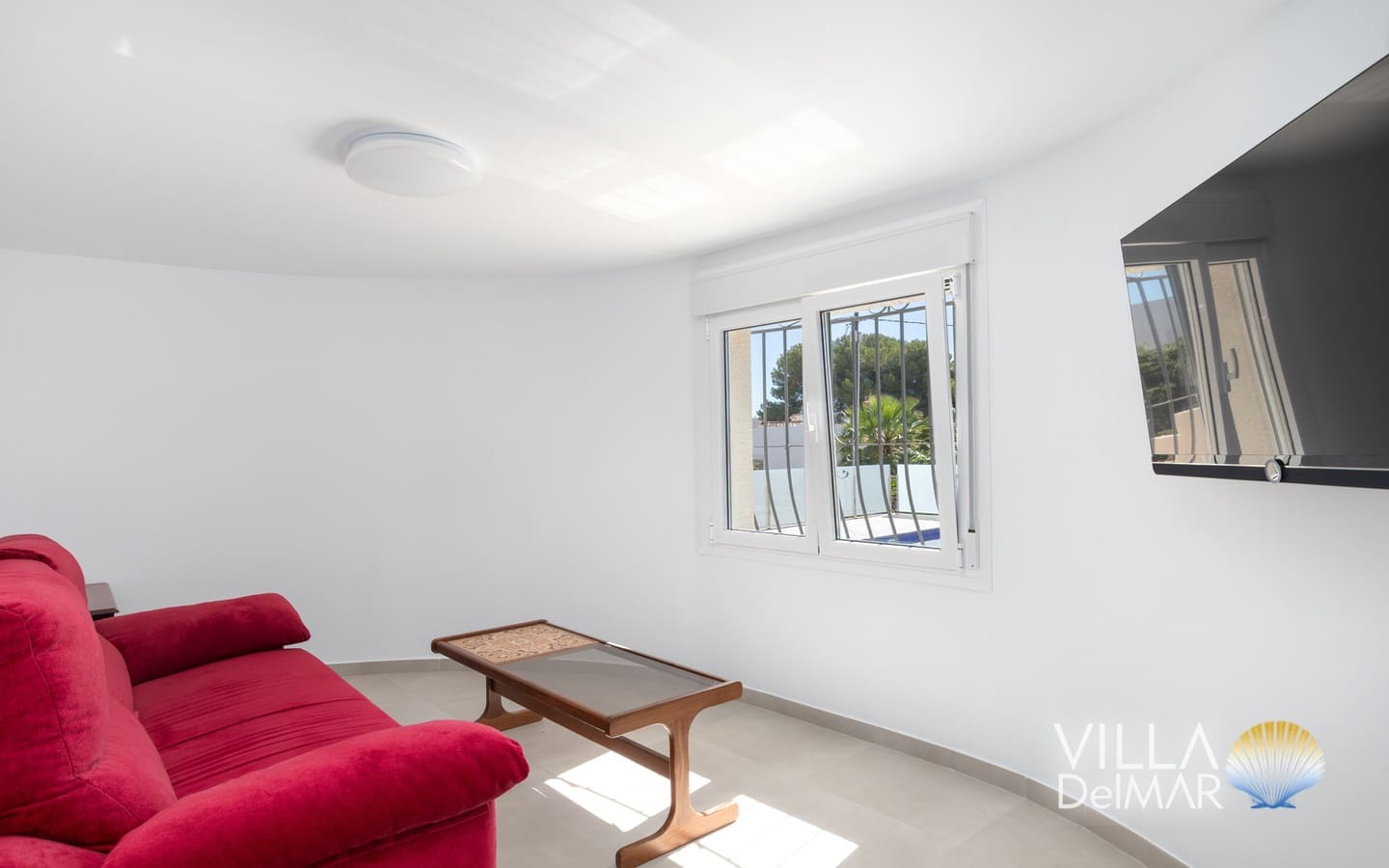Chalet de 4 habitaciones en Calpe / Calp en venta con piscina garaje - 895.000 € (Ref: 9850853)