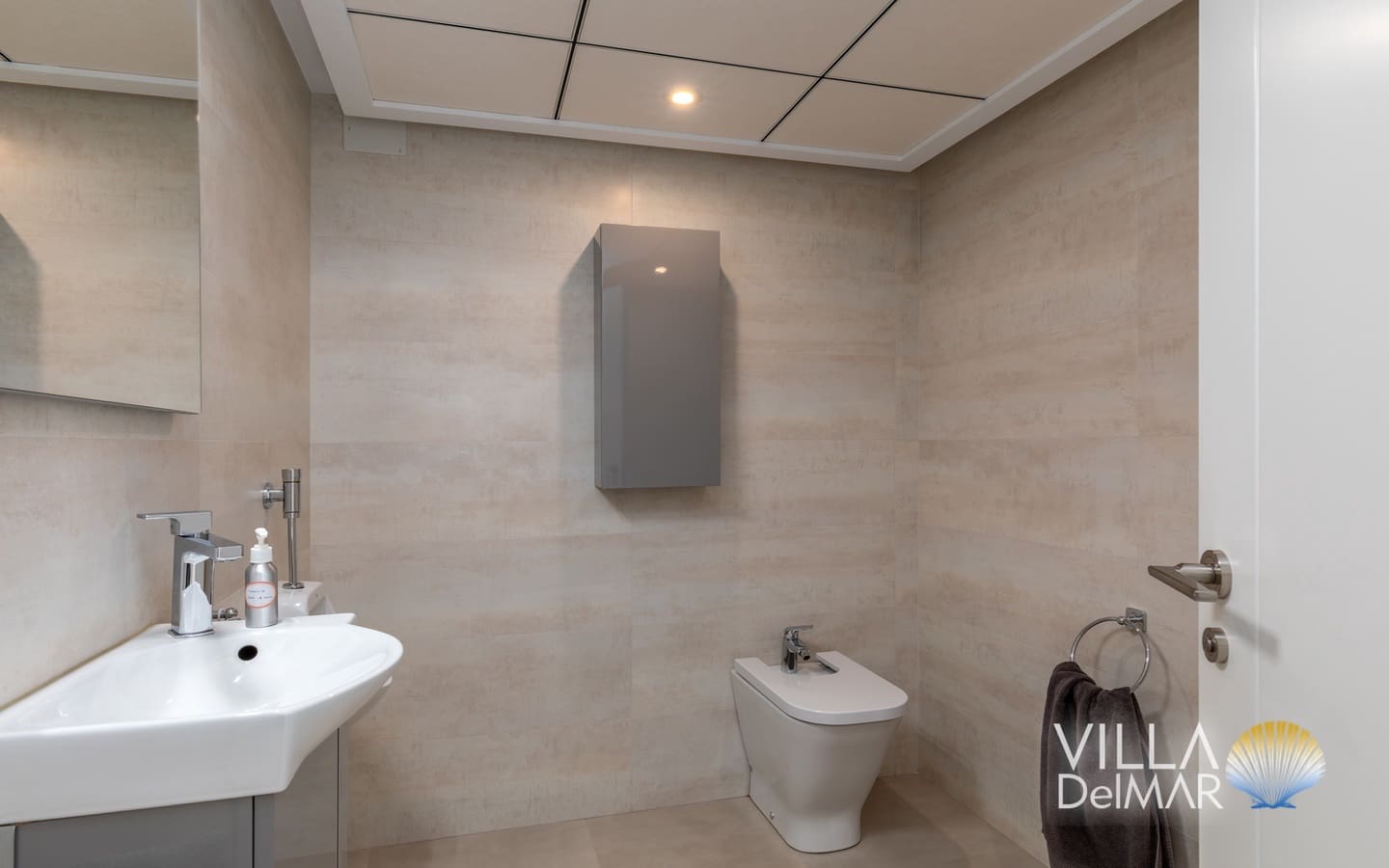 Chalet de 4 habitaciones en Calpe / Calp en venta con piscina garaje - 895.000 € (Ref: 9850853)