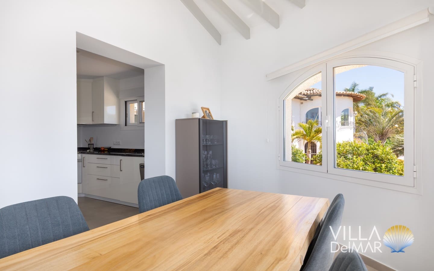 Chalet de 4 habitaciones en Calpe / Calp en venta con piscina garaje - 895.000 € (Ref: 9850853)