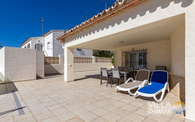 Chalet de 4 habitaciones en Calpe / Calp en venta con piscina garaje - 895.000 € (Ref: 9850853)
