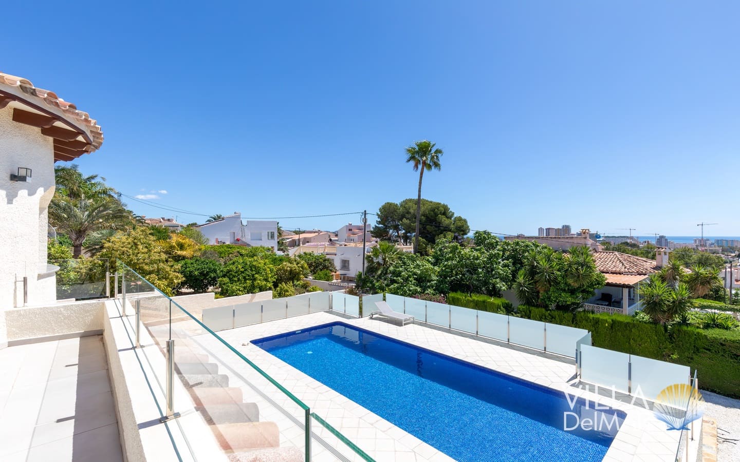 Chalet de 4 habitaciones en Calpe / Calp en venta con piscina garaje - 895.000 € (Ref: 9850853)