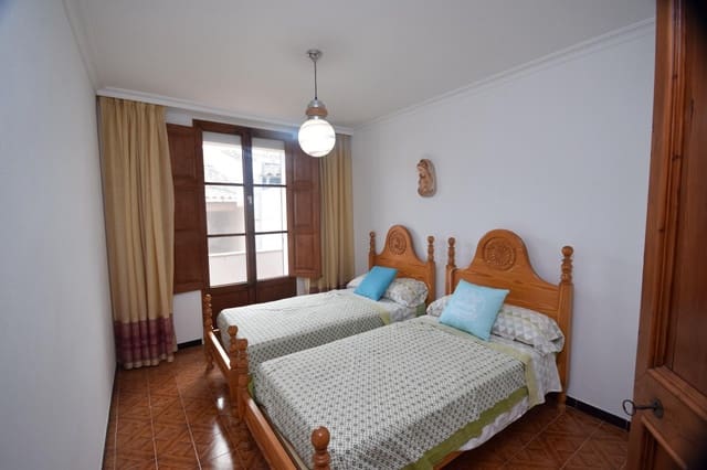 5 bedroom Townhouse for sale in Santa Margalida - € 490,000 (Ref: 10030715)