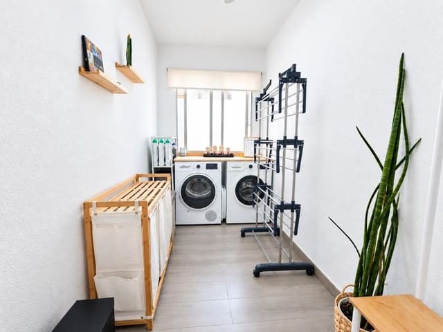 4 slaapkamer Flat te koop in Palma de Mallorca - € 461.200 (Ref: 10102549)