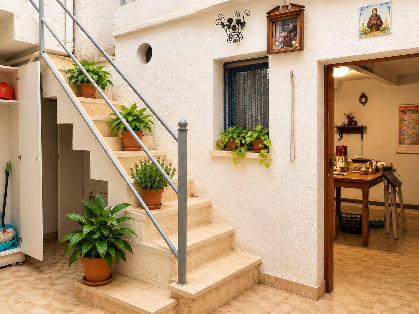 4 bedroom Townhouse for sale in Sa Pobla with garage - € 375,000 (Ref: 10139926)