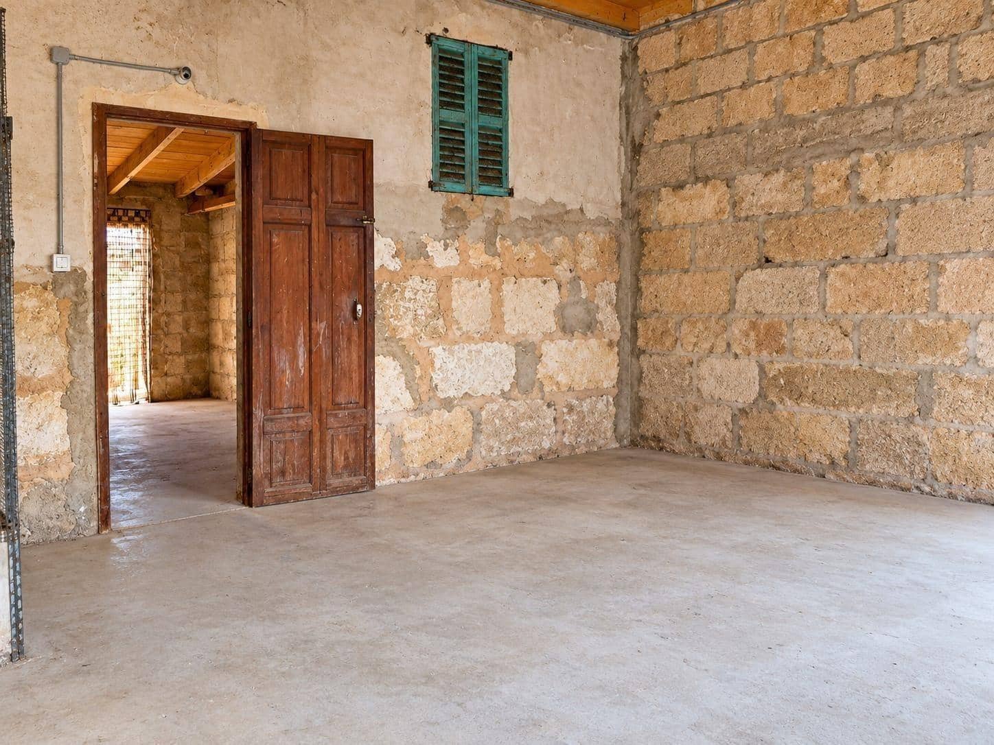 4 bedroom Townhouse for sale in Sa Pobla with garage - € 375,000 (Ref: 10139926)