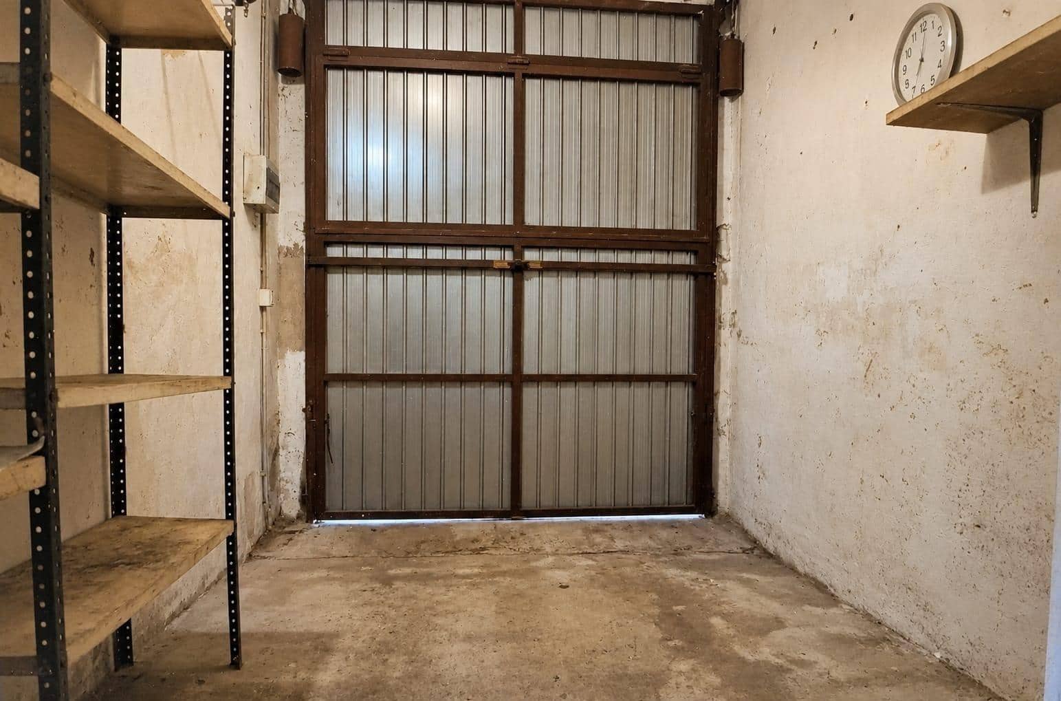 4 bedroom Townhouse for sale in Sa Pobla with garage - € 375,000 (Ref: 10139926)