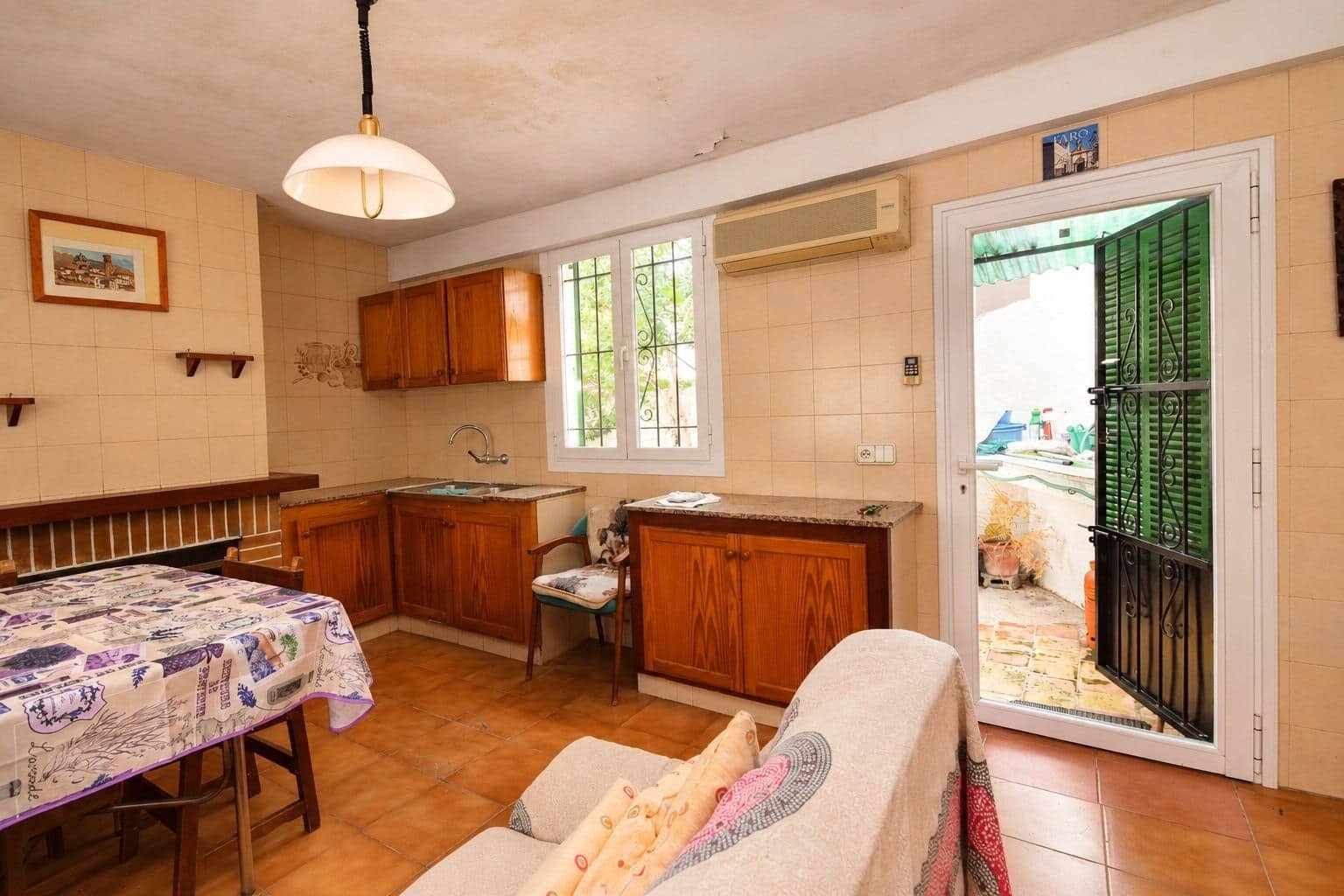 3 Zimmer Haus zu verkaufen in Palma de Mallorca mit Garage - 425.000 € (Ref: 10183094)