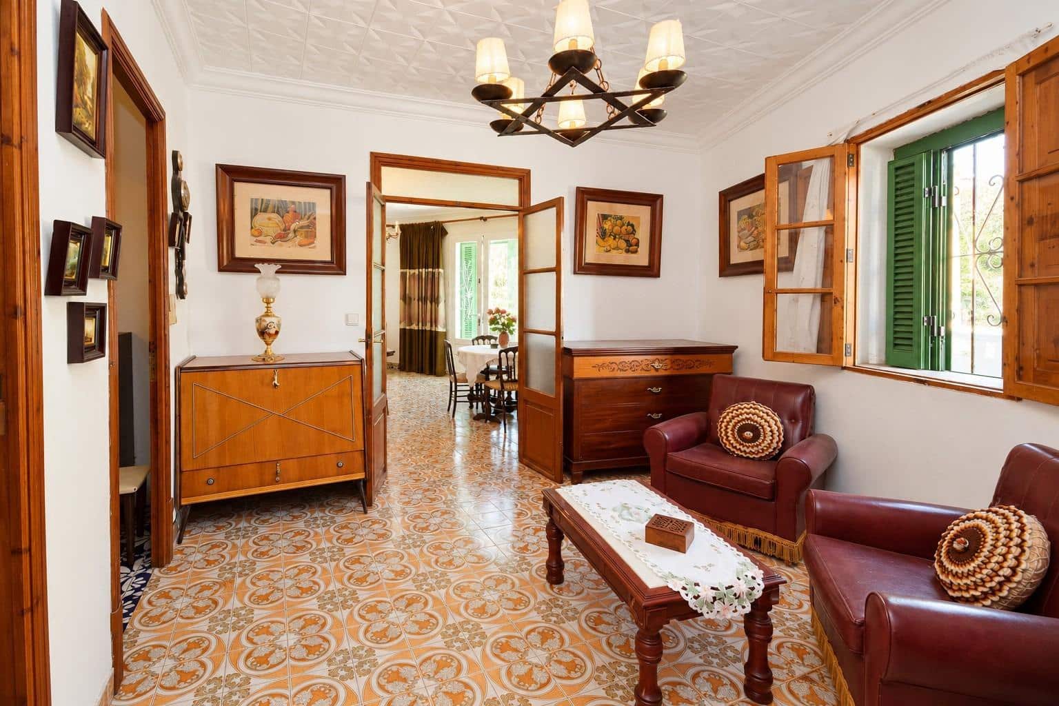 3 Zimmer Haus zu verkaufen in Palma de Mallorca mit Garage - 425.000 € (Ref: 10183094)