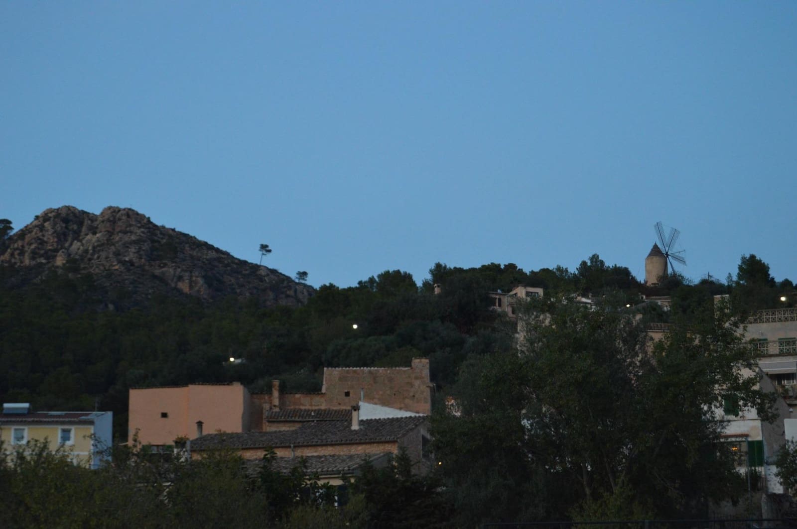 3 bedroom Penthouse for sale in Andratx - € 265,000 (Ref: 9321795)