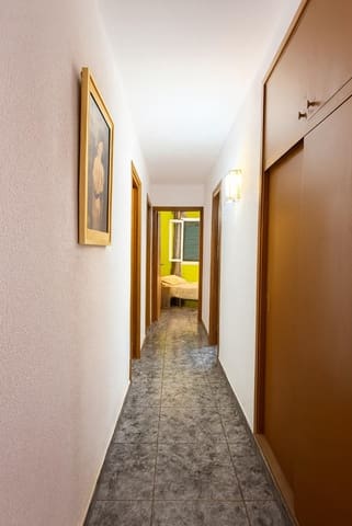 3 bedroom Flat for sale in Palma de Mallorca - € 299,000 (Ref: 9338488)