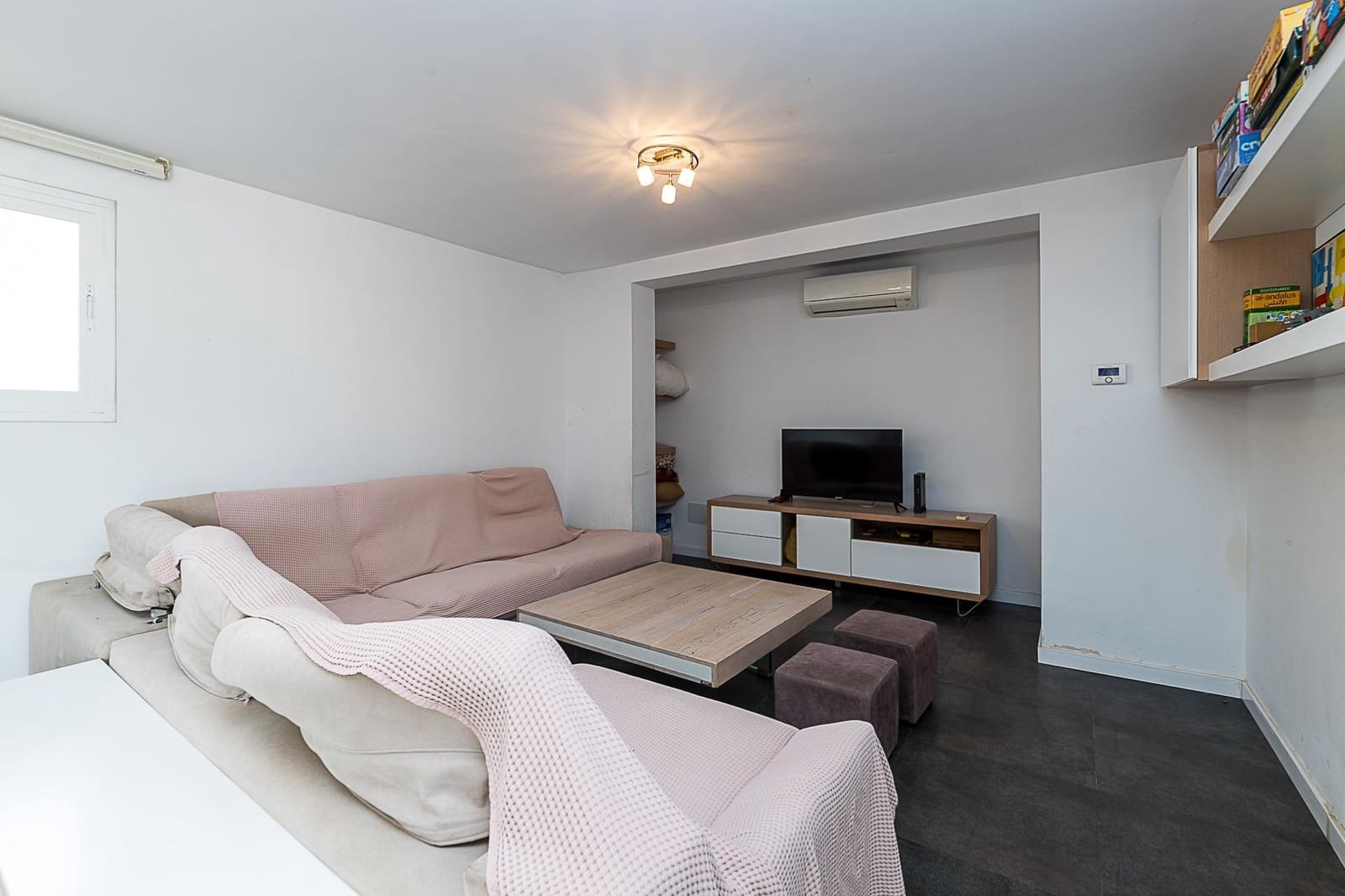 6 bedroom Villa for sale in Marratxi with pool garage - € 1,095,000 (Ref: 9359465)