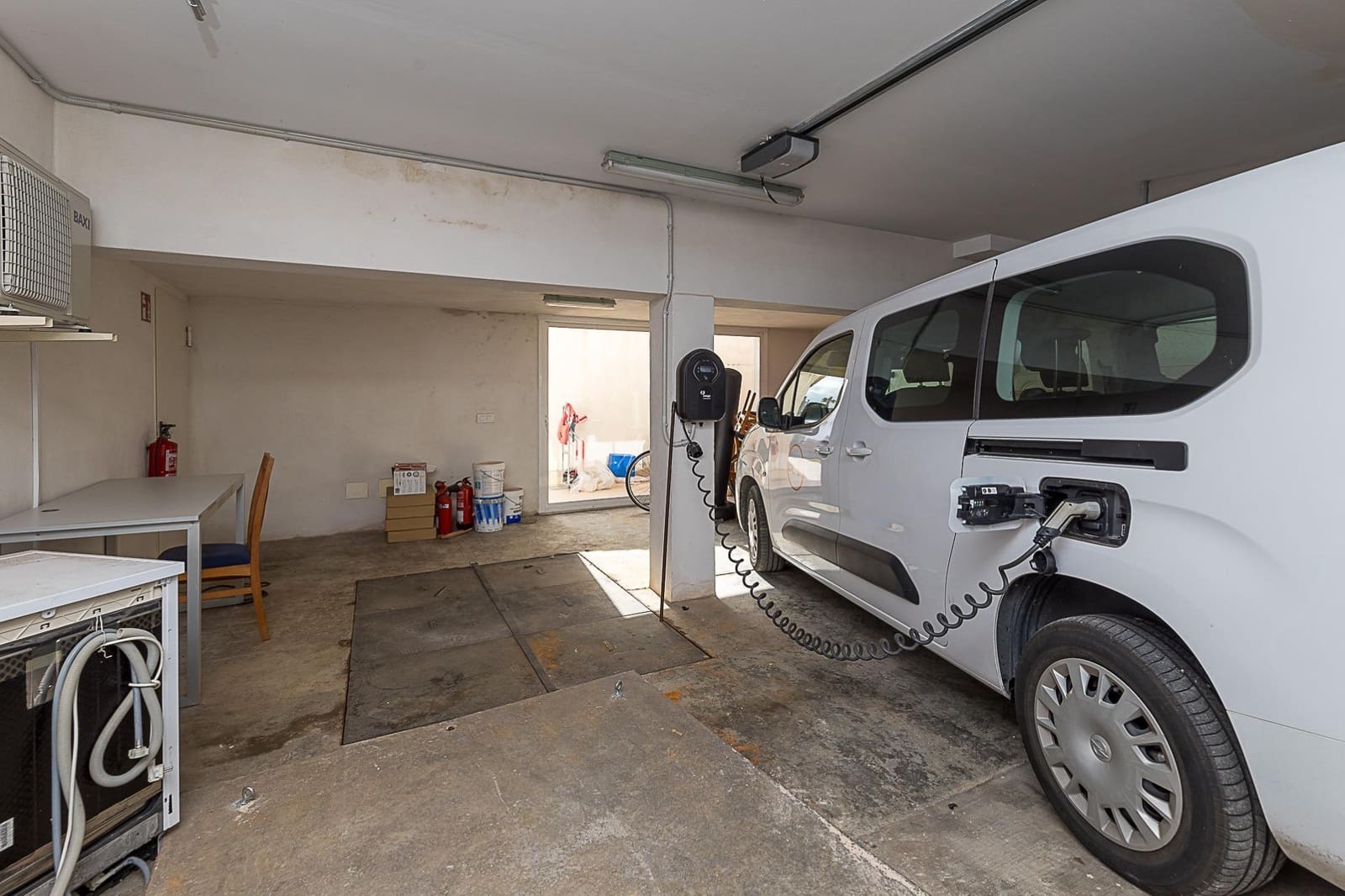 6 bedroom Villa for sale in Marratxi with pool garage - € 1,095,000 (Ref: 9359465)