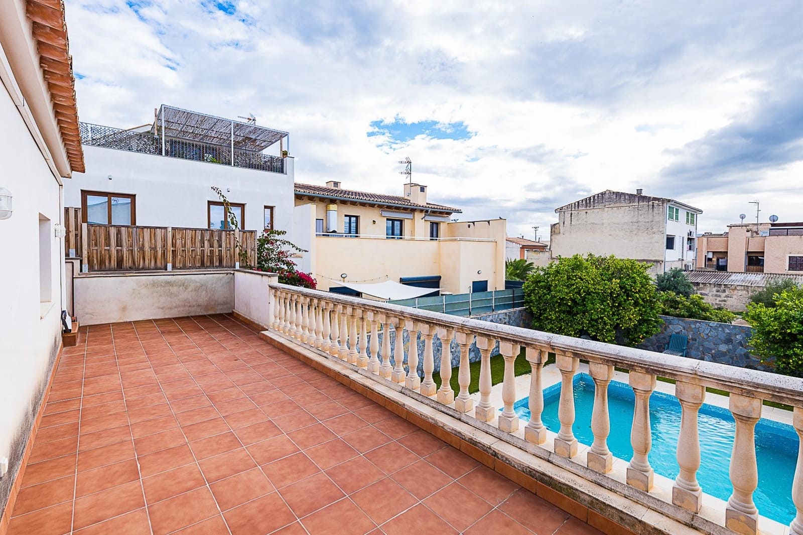 6 bedroom Villa for sale in Marratxi with pool garage - € 1,095,000 (Ref: 9359465)