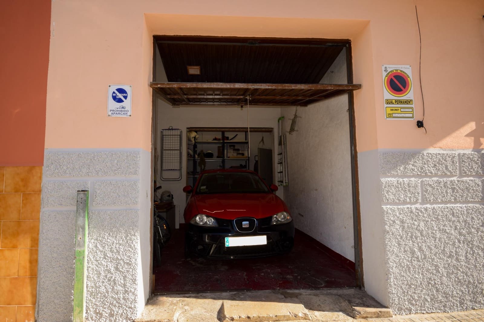 3 sovrum Hus till salu i Palma de Mallorca med garage - 450 000 € (Ref: 9379285)