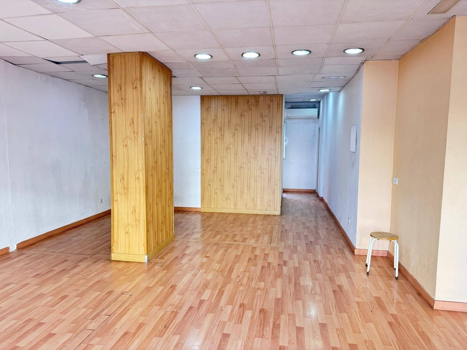 Kommersiell til salgs i Palma de Mallorca - € 138 000 (Ref: 9440258)