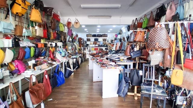 Commerciale in vendita in Peguera / Paguera, Calvià - 359.300 € (Rif: 9533964)