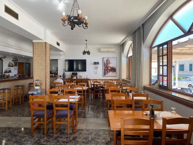 Kommersiell till salu i Muro - 750 800 € (Ref: 9533969)