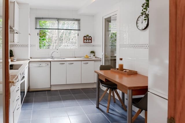 Apartamento de 3 habitaciones en Palma de Mallorca en venta con piscina - 640.500 € (Ref: 9541748)