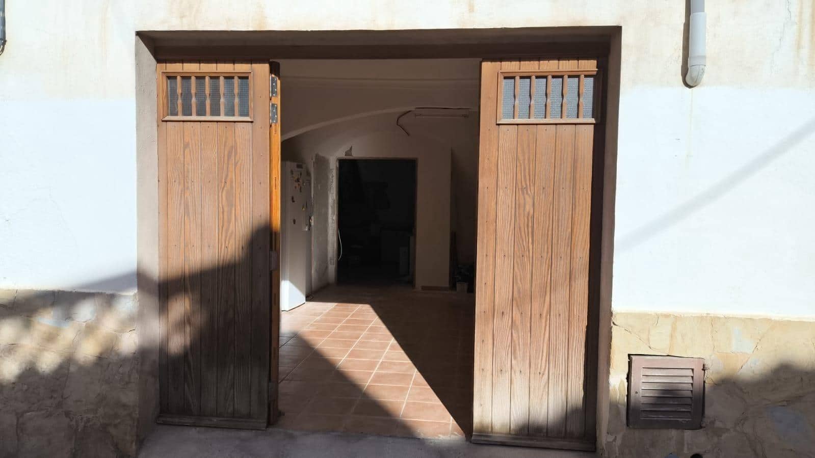 8 bedroom Townhouse for sale in Andratx with garage - € 1,000,000 (Ref: 9543843)