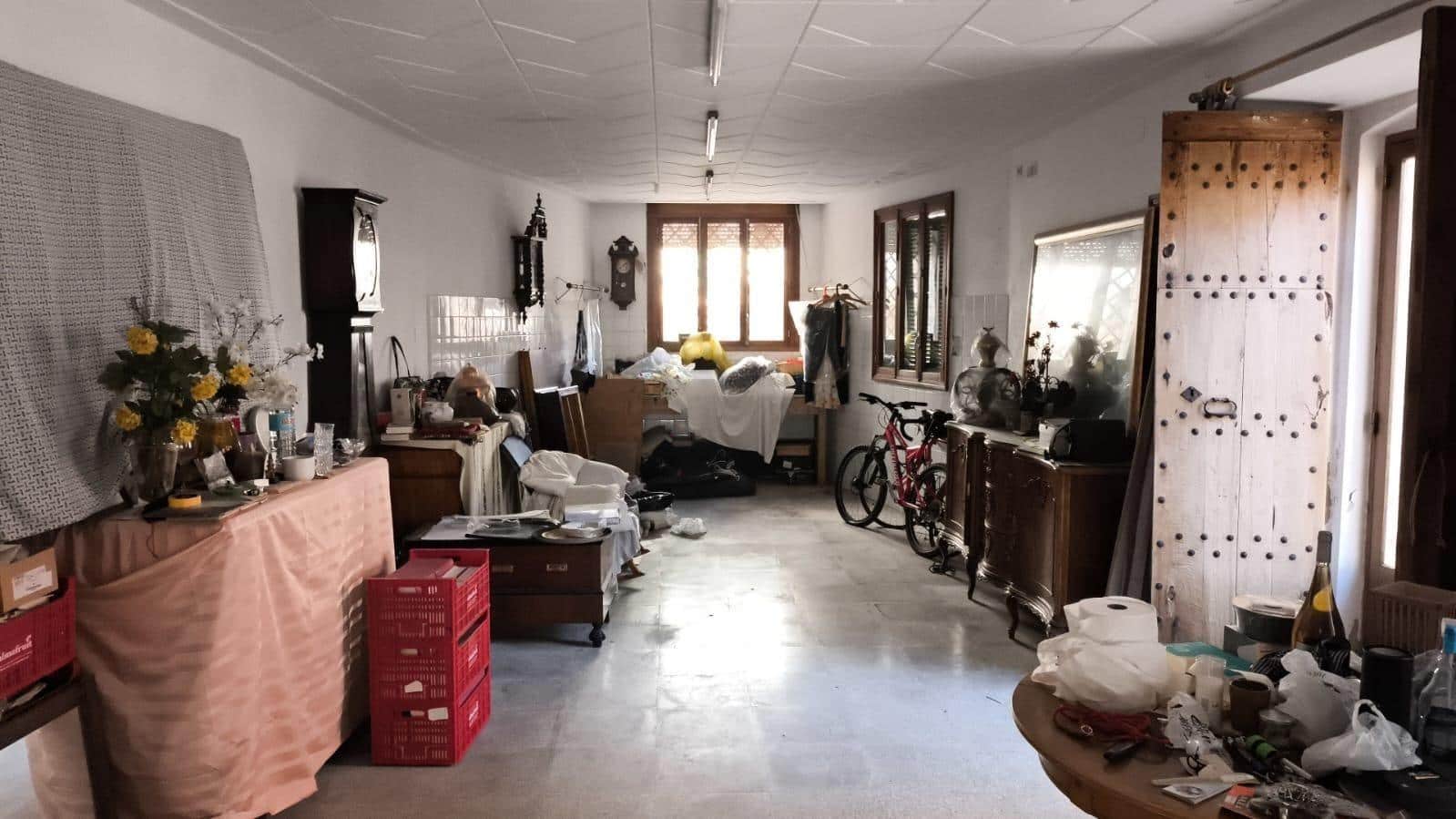 8 bedroom Townhouse for sale in Andratx with garage - € 1,000,000 (Ref: 9543843)