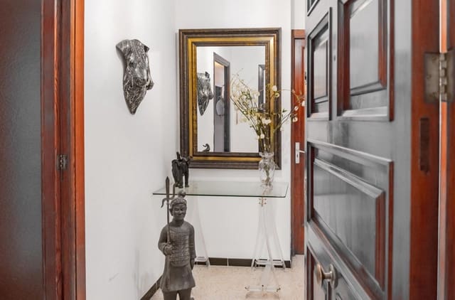 4 quarto Penthouse para venda em Palma de Mallorca - 350 000 € (Ref: 9543844)