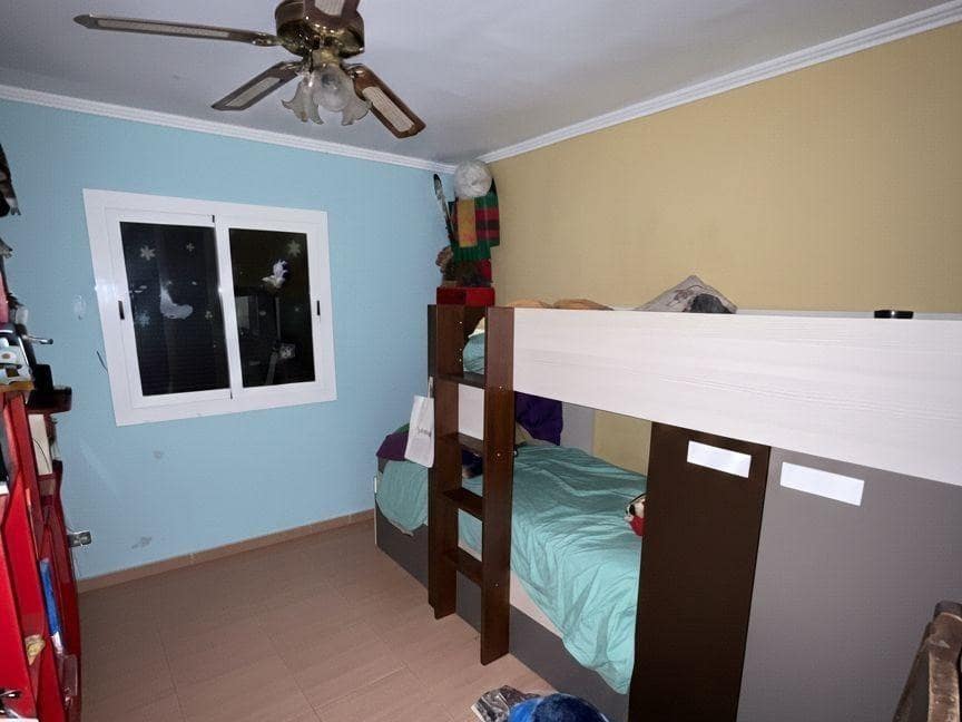 Piso de 2 habitaciones en Santa Ponsa en venta con piscina - 334.000 € (Ref: 9543845)