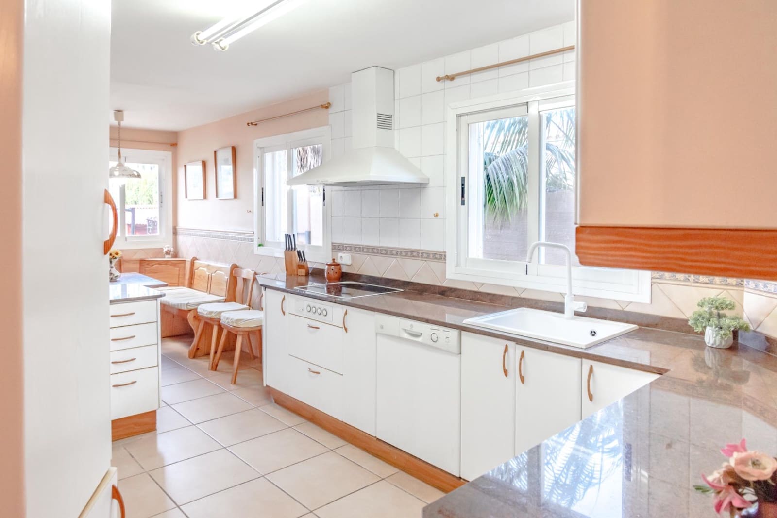 4 bedroom Semi-detached Villa for sale in Marratxi with pool garage - € 760,000 (Ref: 9586736)