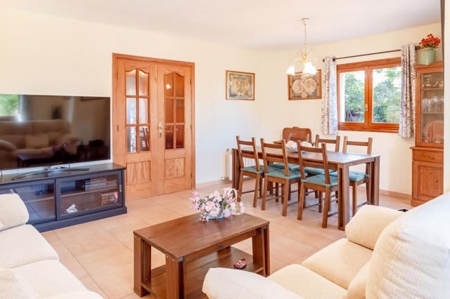 4 bedroom Semi-detached Villa for sale in Marratxí with pool garage - € 760,000 (Ref: 9586736)