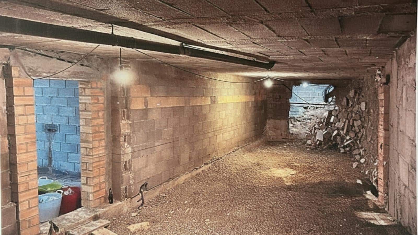 Kaupallinen myytävänä paikassa Portocolom - 265 000 € (Ref: 9627821)