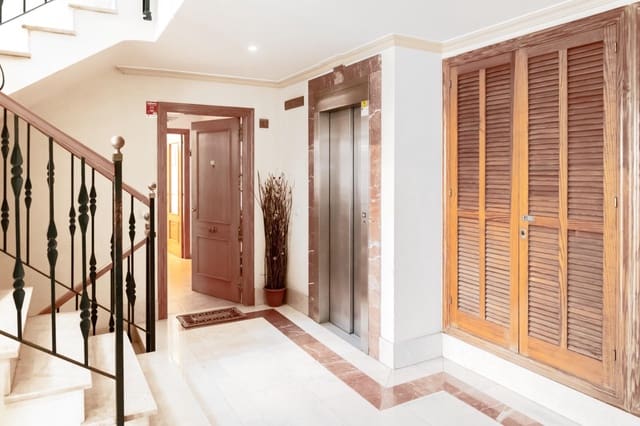 3 quarto Apartamento para venda em Palma de Mallorca com garagem - 635 000 € (Ref: 9712196)