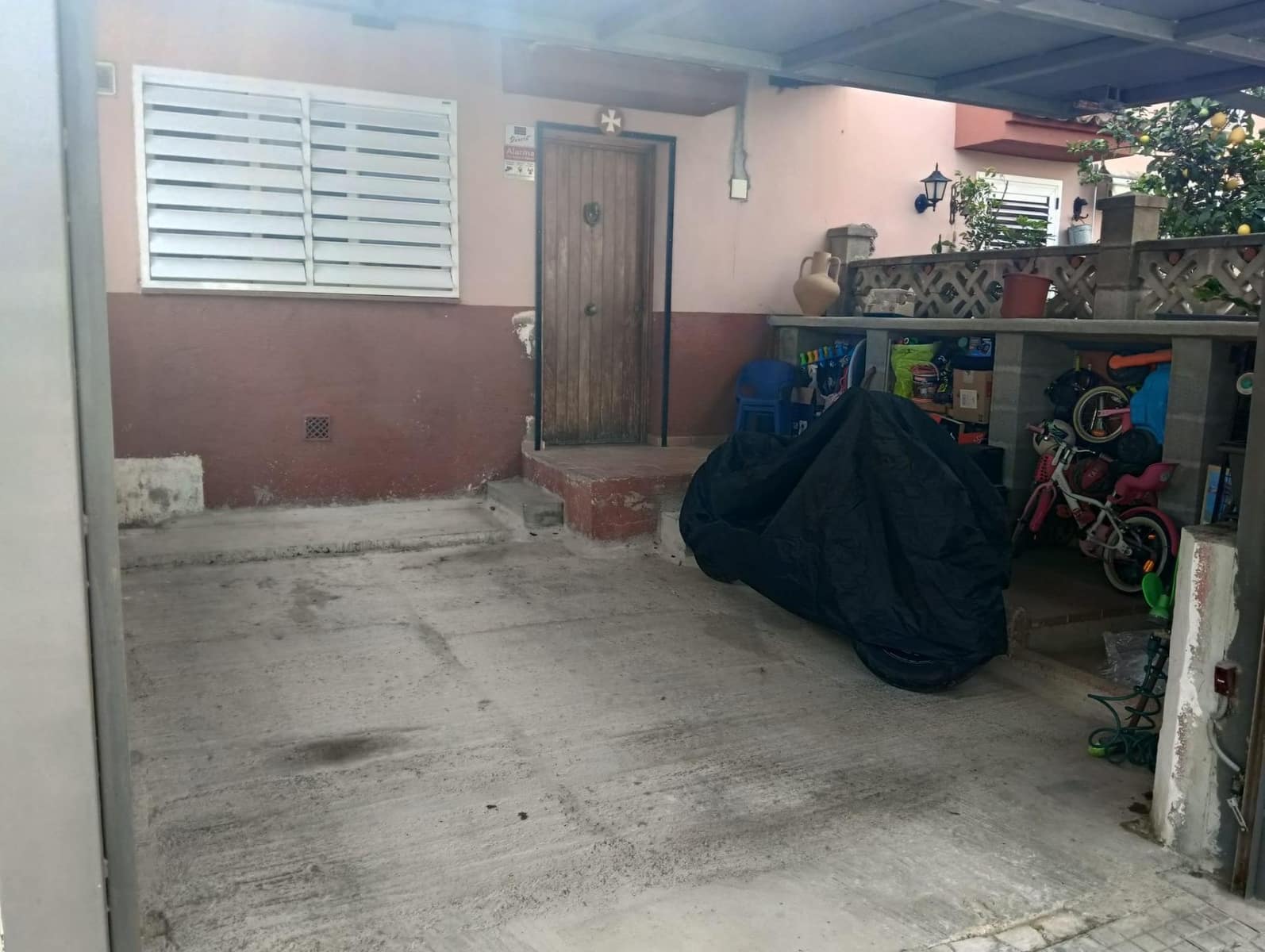 3 soverom Rekkehus til salgs i Palma de Mallorca med garasje - € 375 000 (Ref: 9715125)