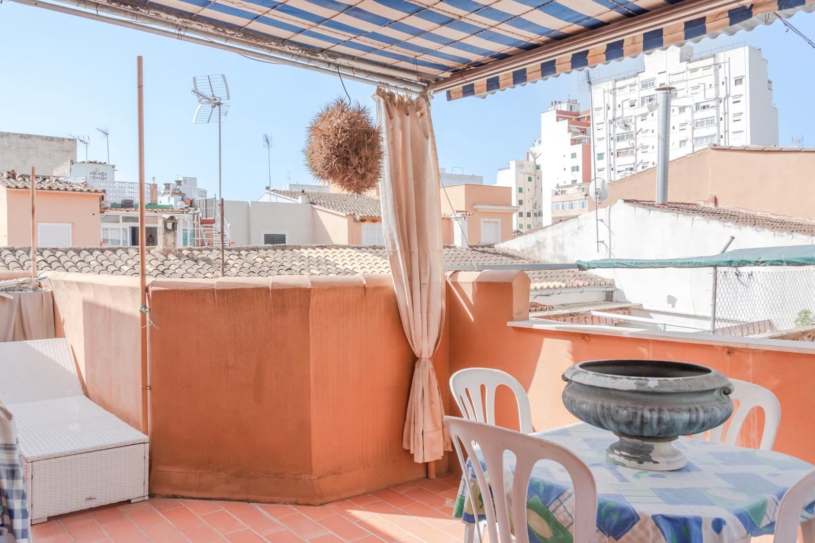 3 bedroom Townhouse for sale in Palma de Mallorca - € 514,800 (Ref: 9825054)