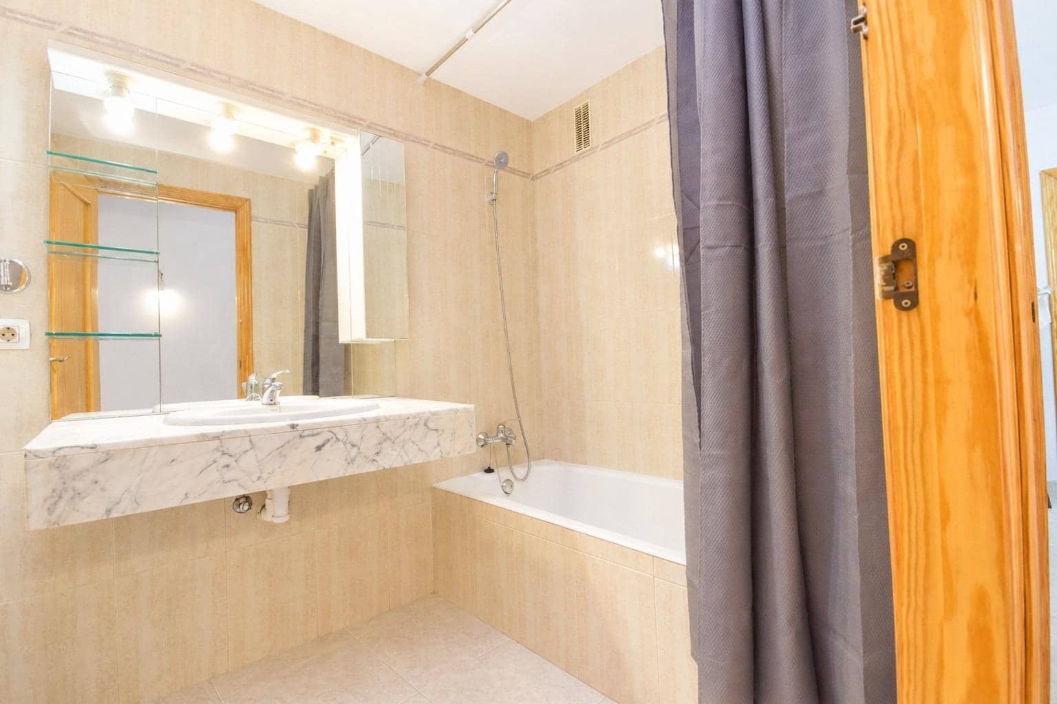 3 slaapkamer Flat te koop in Sa Pobla - € 276.000 (Ref: 9831740)