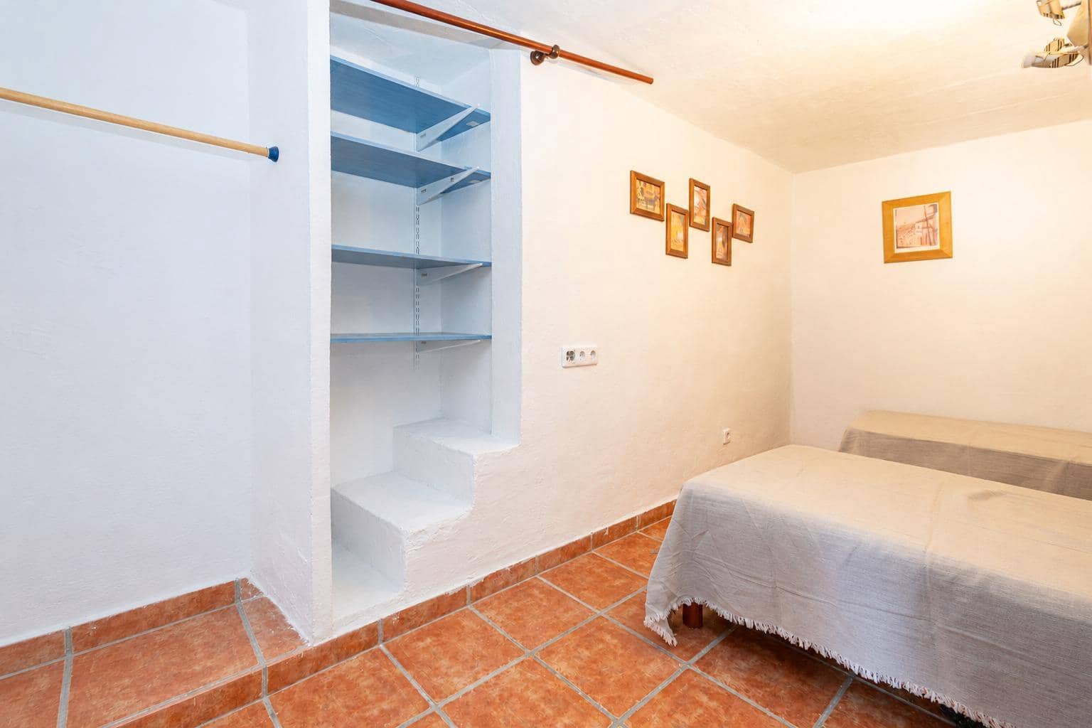2 bedroom Townhouse for sale in Llubi - € 235,000 (Ref: 9843724)