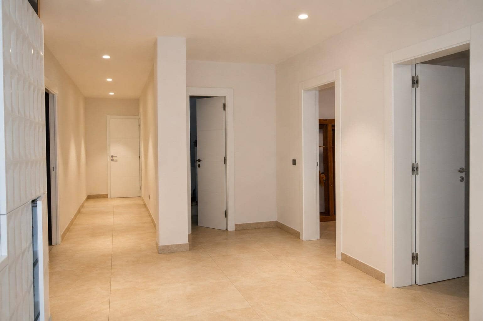 2 sypialnia Willa na sprzedaż w Binissalem z garażem - 795 000 € (Ref: 9855695)