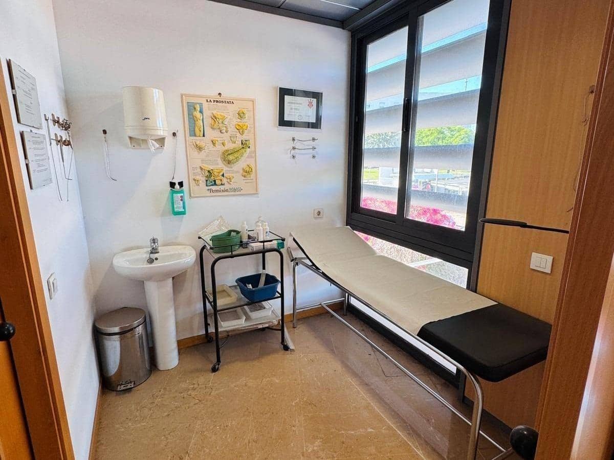 3 Zimmer Büro zu verkaufen in Palma de Mallorca mit Garage - 318.000 € (Ref: 9860292)