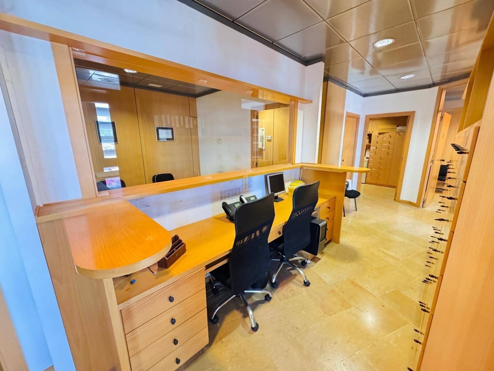 3 Zimmer Büro zu verkaufen in Palma de Mallorca mit Garage - 318.000 € (Ref: 9860292)