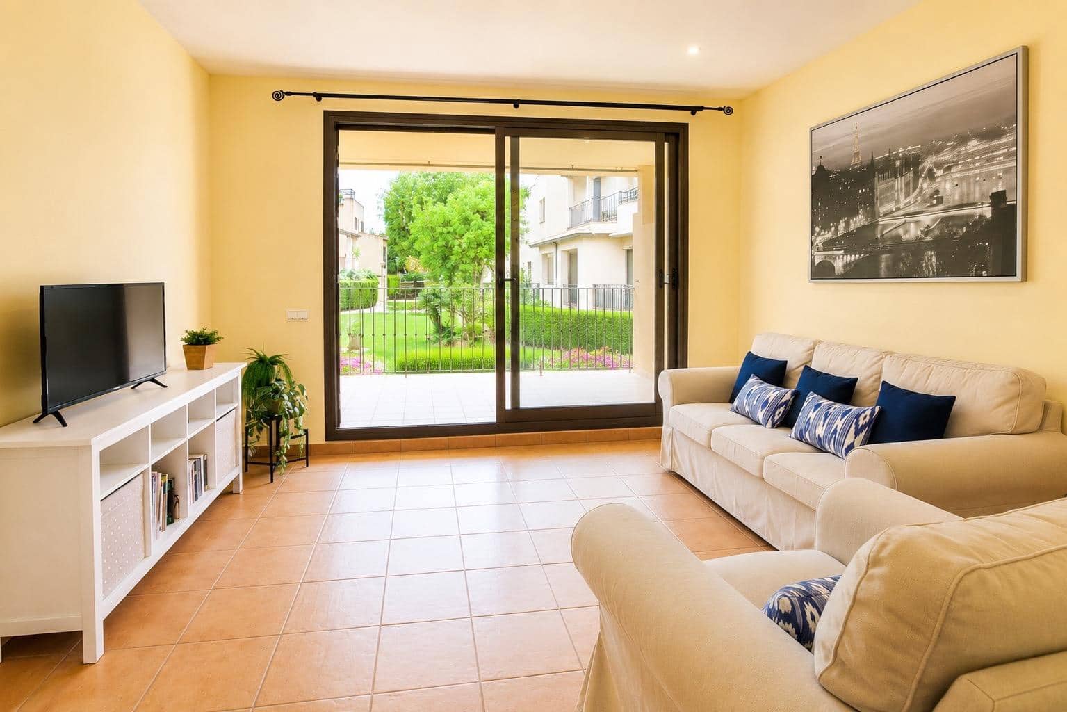 2 slaapkamer Flat te koop in Llucmajor met zwembad garage - € 514.000 (Ref: 9896250)